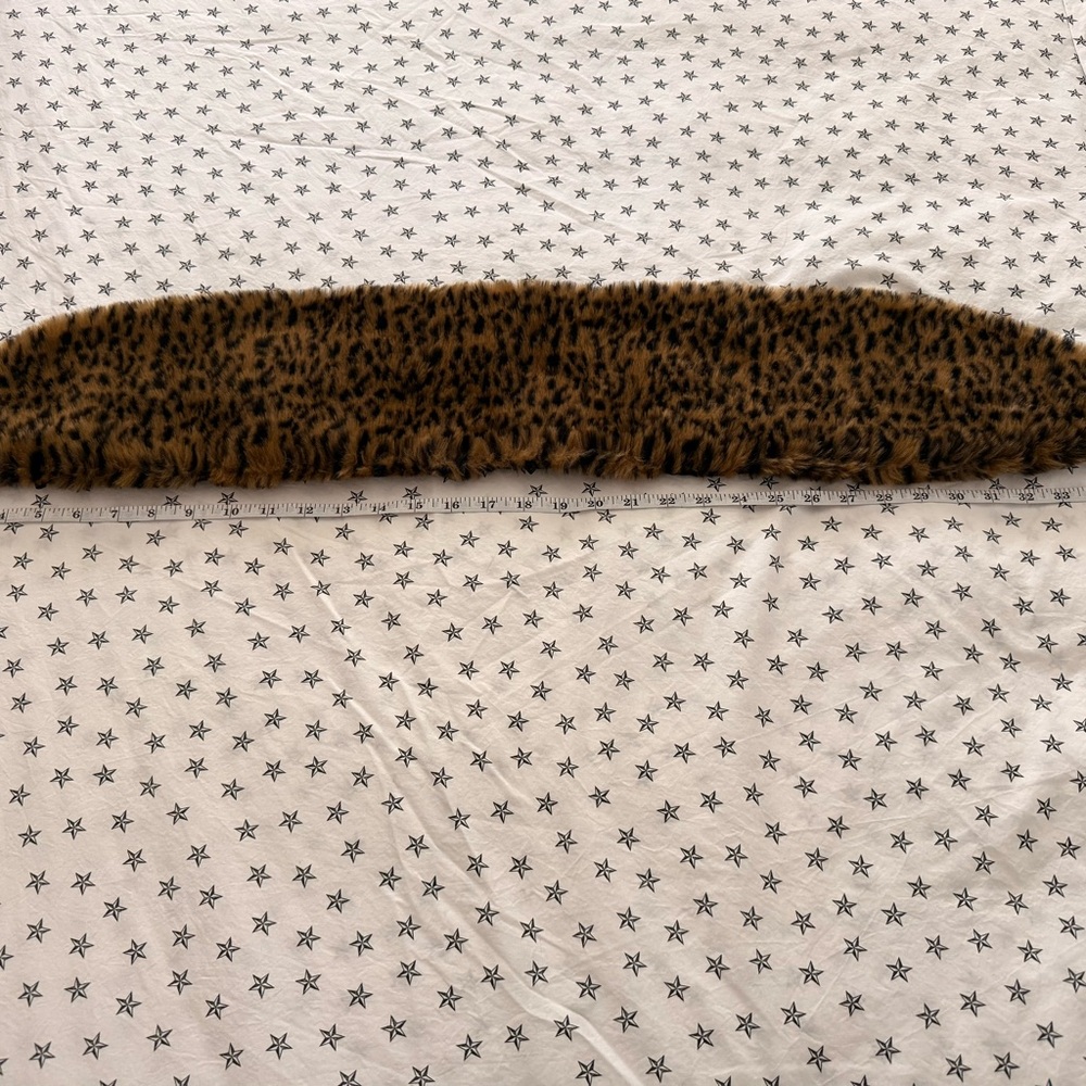 Vintage Leopard Print Faux Fur Scarf